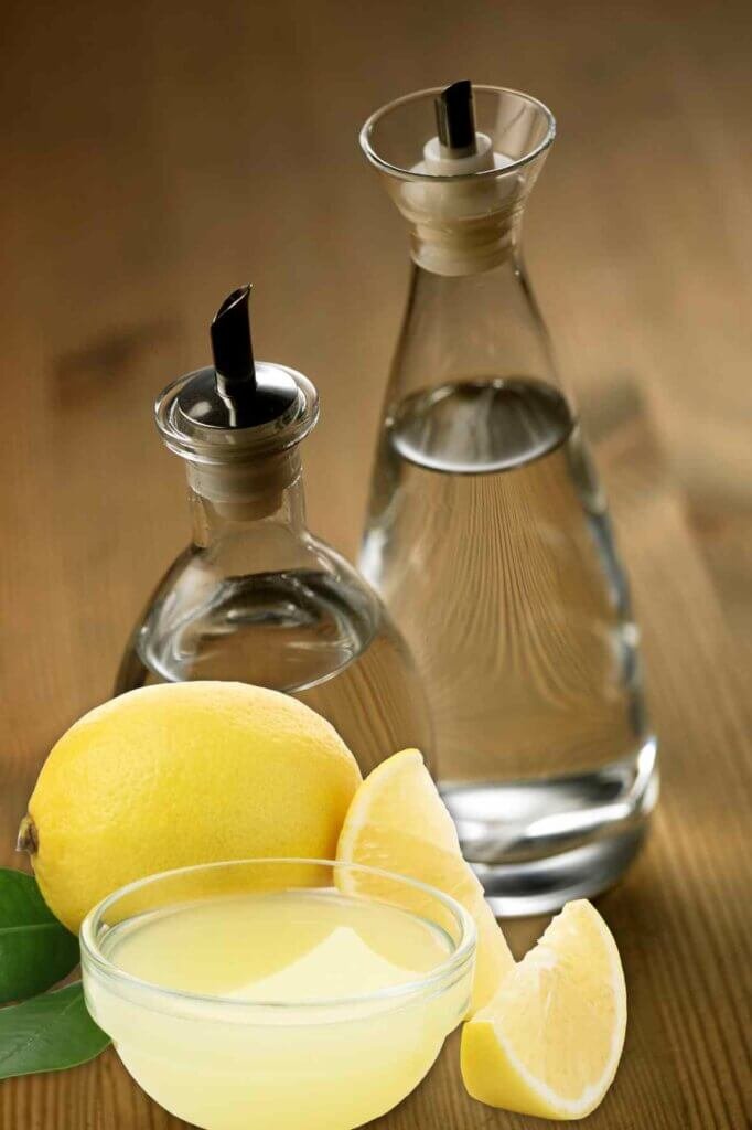 Fresh lemon juice and apple cider vinegar used in a chicken tawook marinade